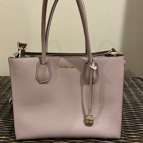 Michael Kors Nude Leather Tote Handbag - Picture 2 of 7